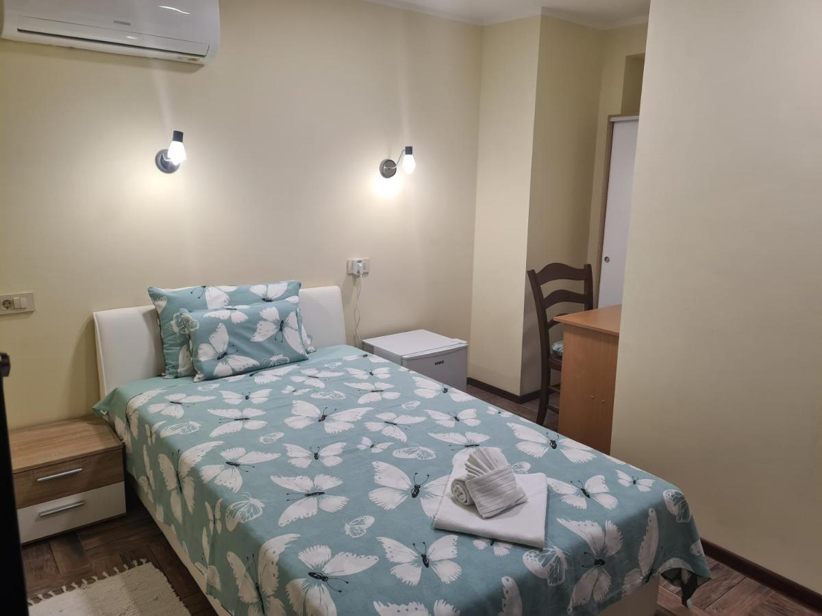 Slatki Snovi II Hotel Knin Eksteriør billede